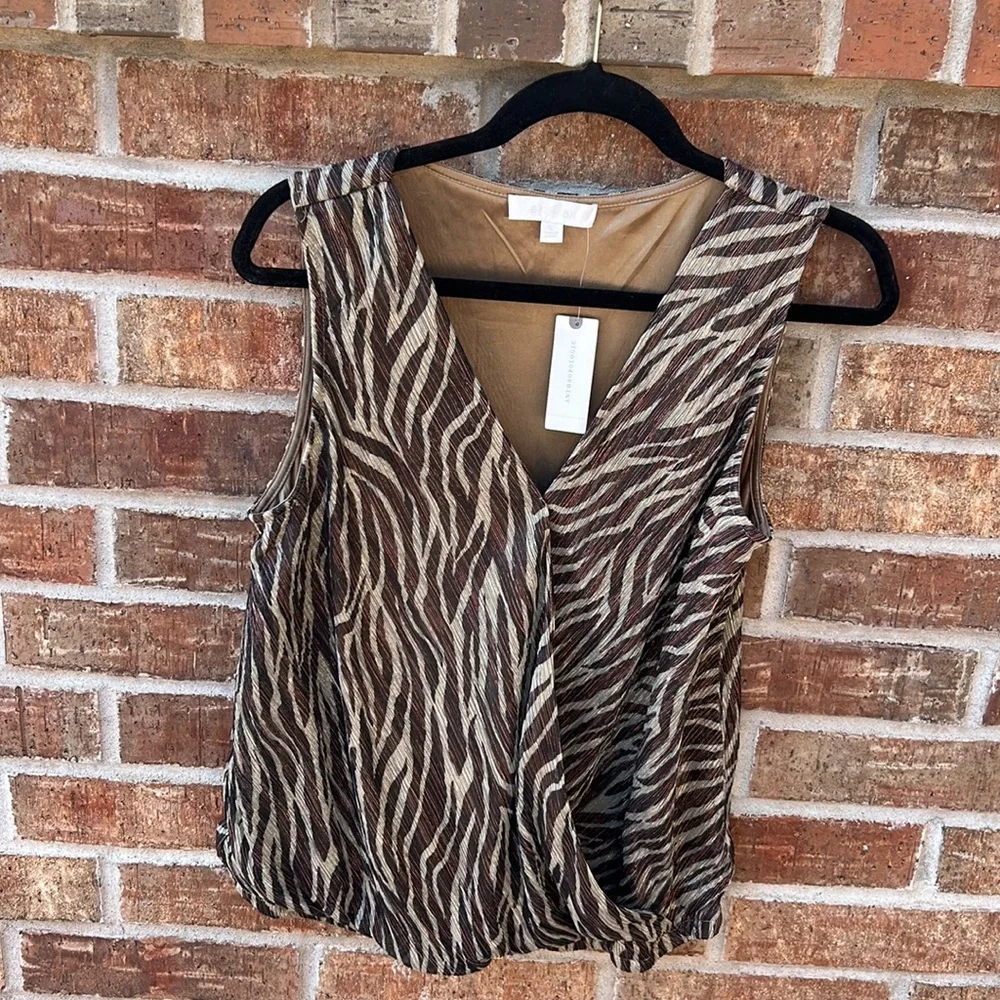 Anthropologie Ari + Ali Ladies L Kasi Shimmer Top Zebra Print NWT